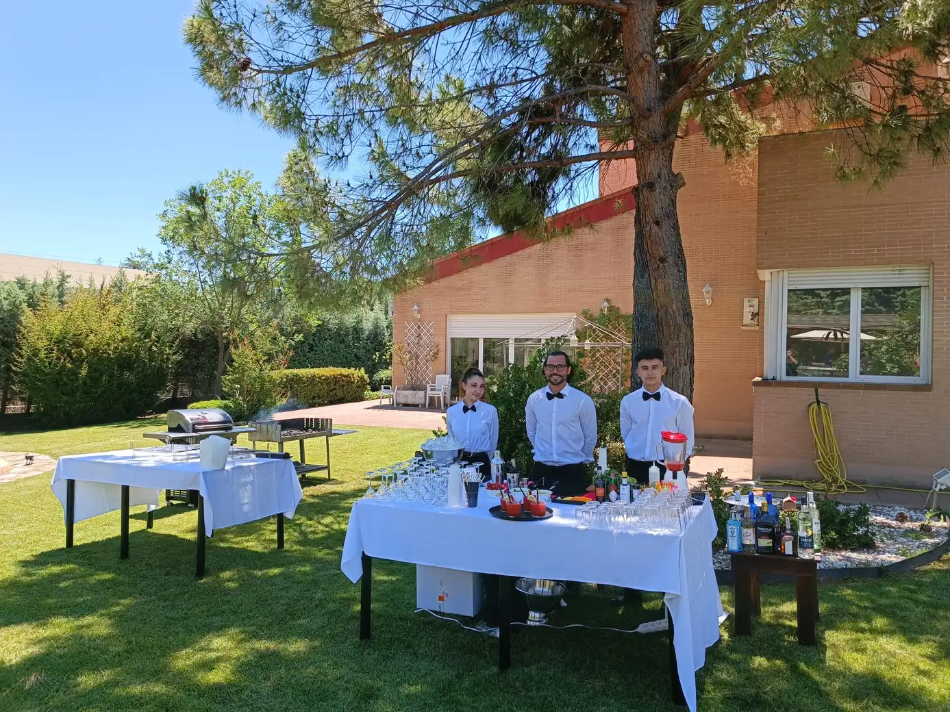 Coctelería de alta calidad entrenada para eventos